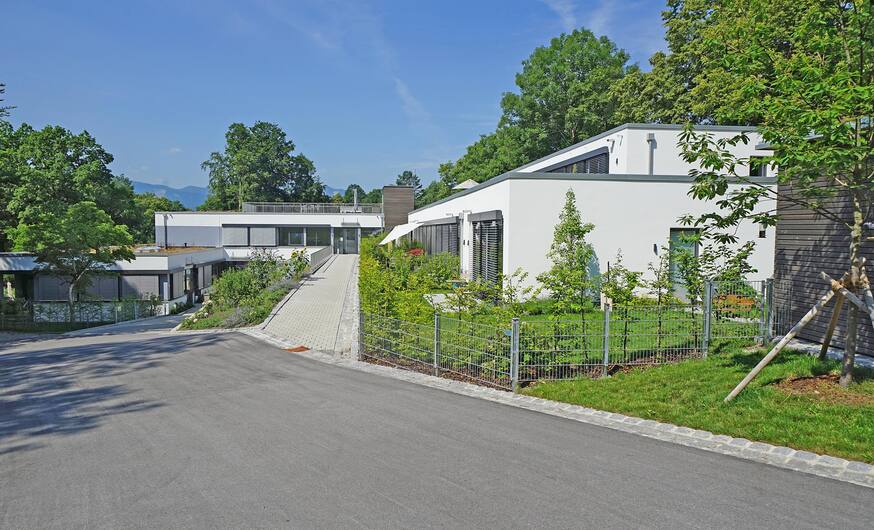 Umbau und Umnutzung von Gewerbe in 14 Wohnungen